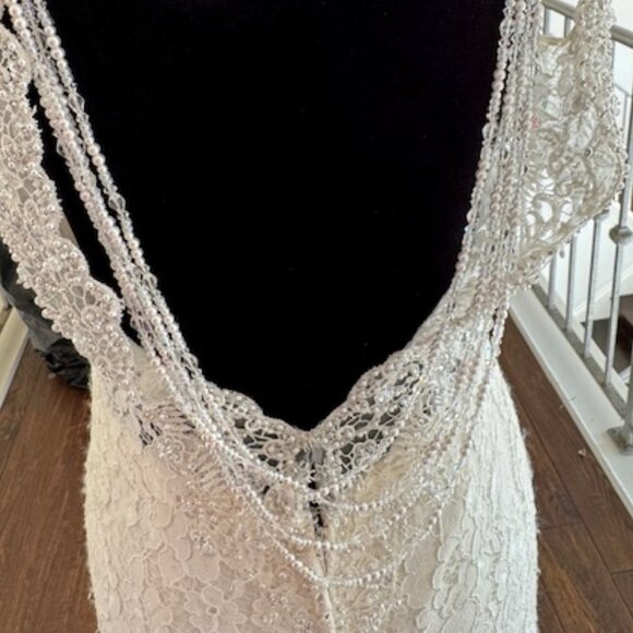 Couture Lace & Crystal Embellished Wedding Dress Women's Sz. 12 - Picture 15 of 16
